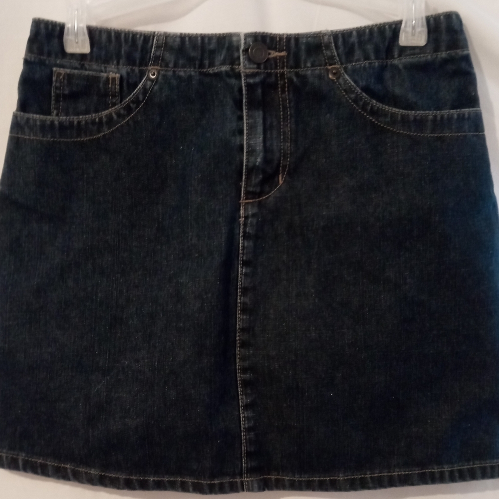 Jean mini skirt size 4 American Eagle